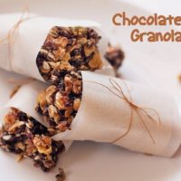 Healthy Snack for the Family: Chocolate Oat Granola Bars