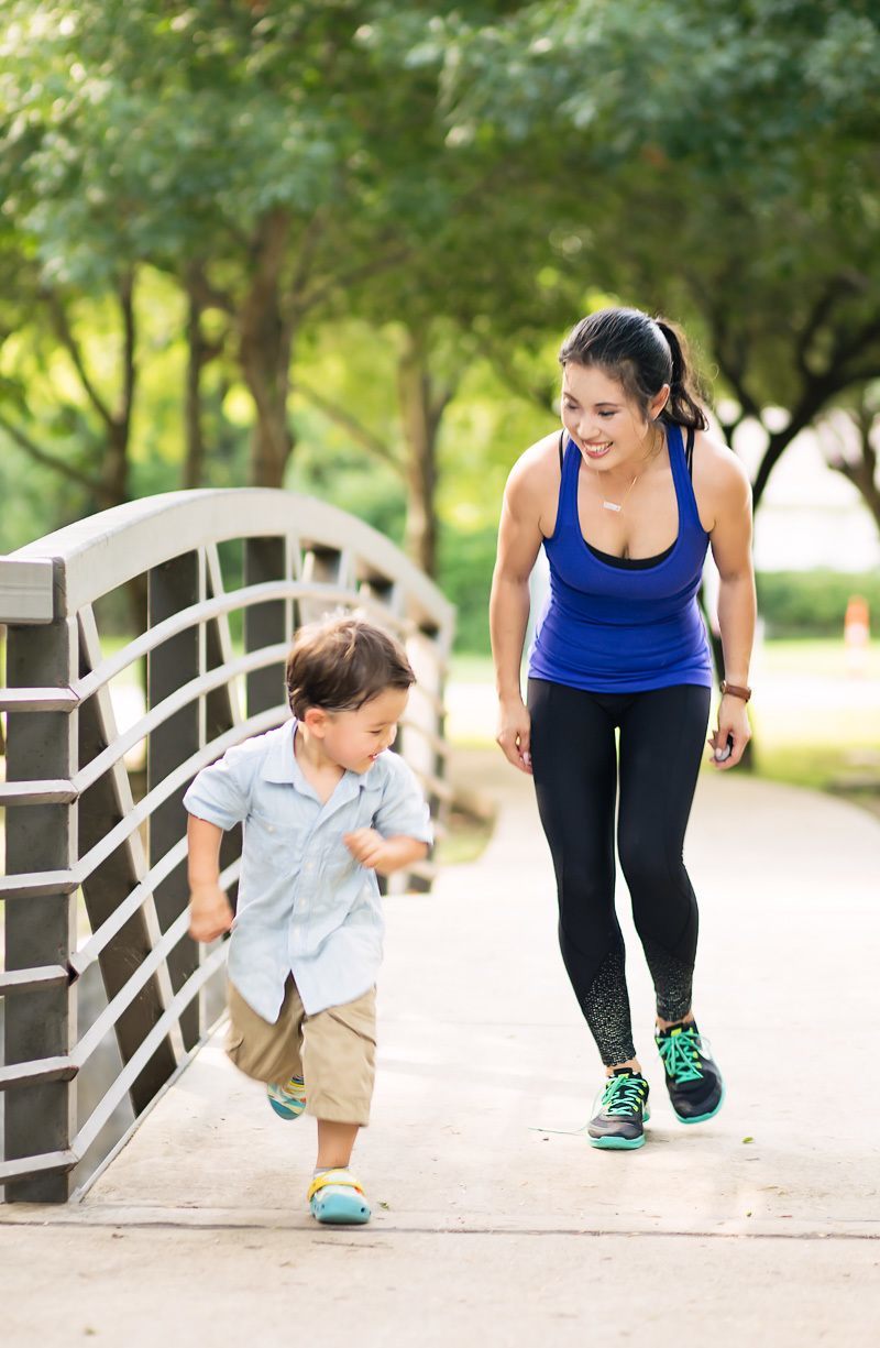 5 tips to lose baby weight: mommy son fitness running