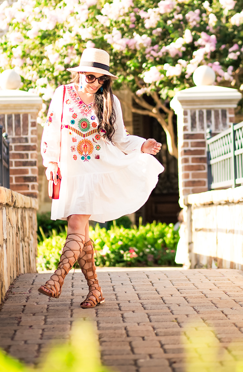 embroidered little white dress, cognac lace-up gladiators, straw hat, red saddlebag | summer beach pool outfit