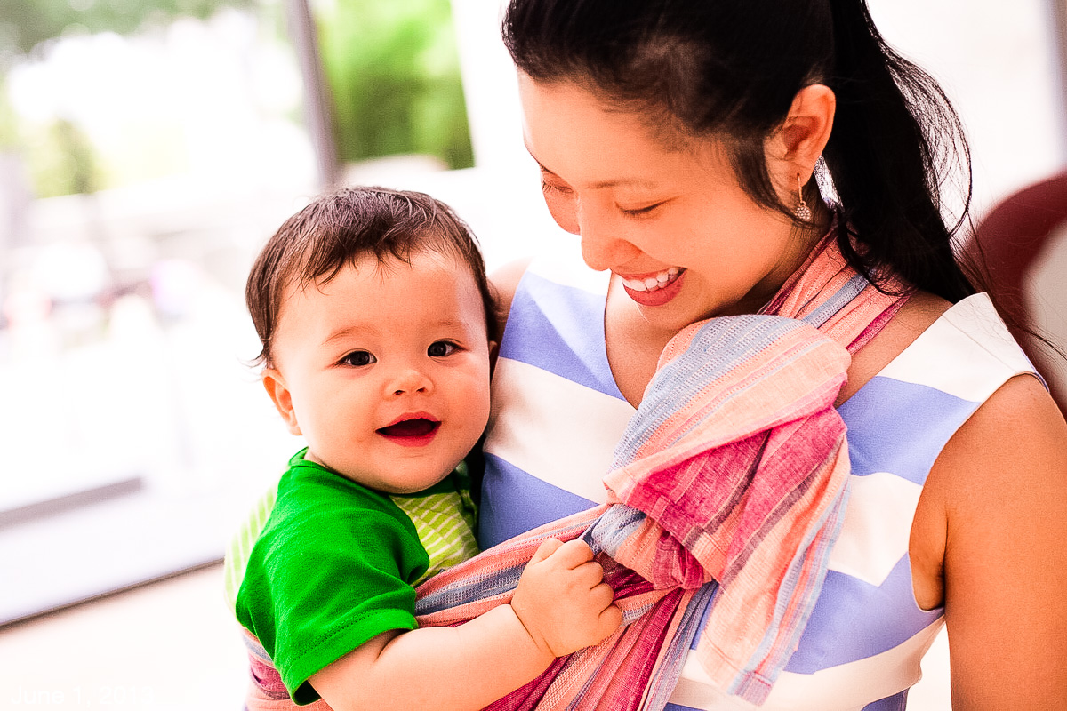  porte-bébé pour petite maman: le guide ultime: examen de l'écharpe porte-bébé Sakura bloom 
