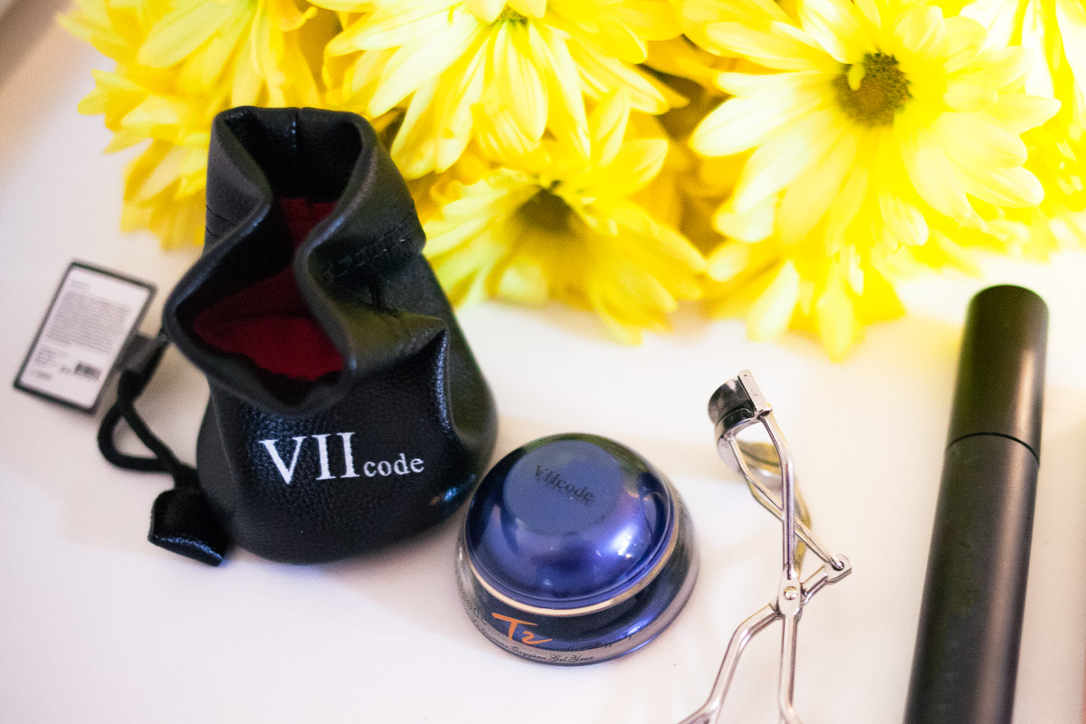 Best Eye Cream for Bags, Puffiness, and Wrinkles - Viicode Review by Dallas blogger Kileen of cute & little