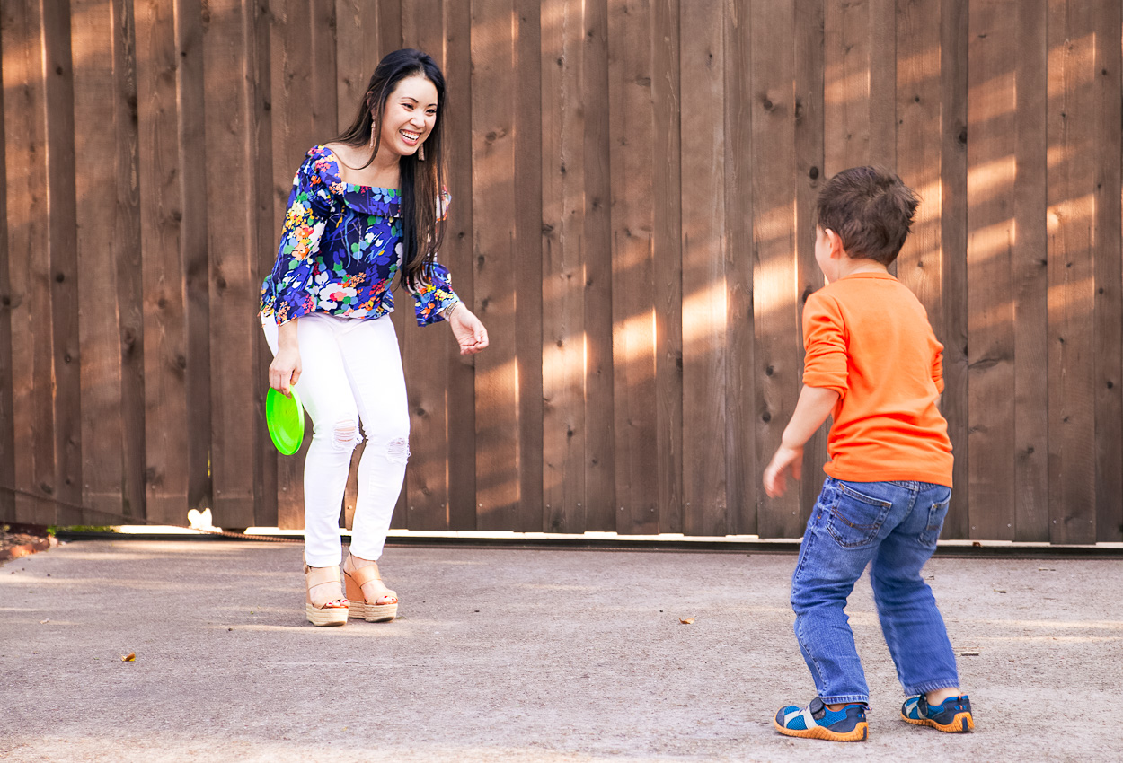 4 Easy Ways on How to Slow Down and Reconnect by busy mom blogger Kileen of cute & little