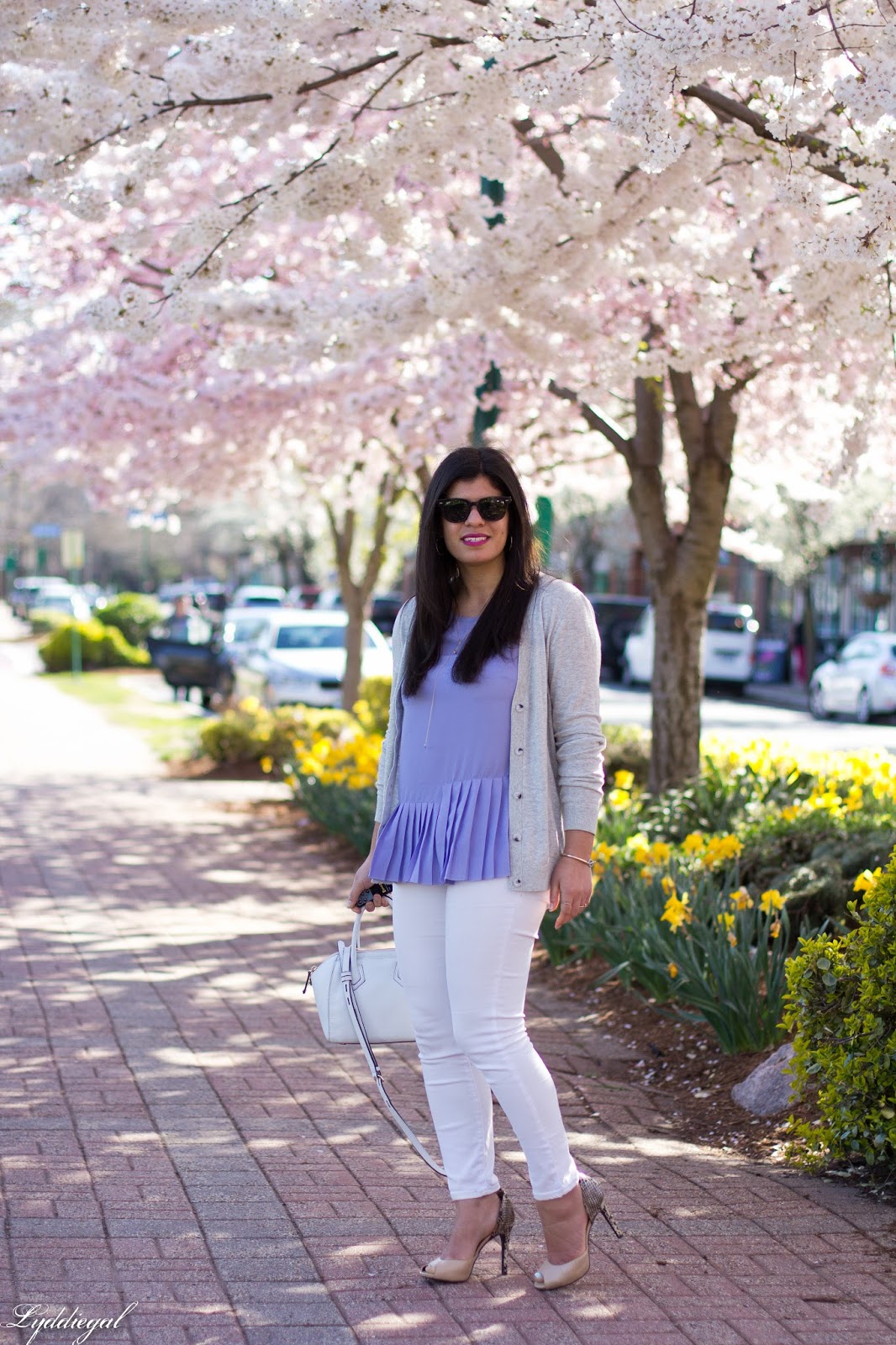 purple pleated top, white jeans, grey cardigan, spring outfit-4