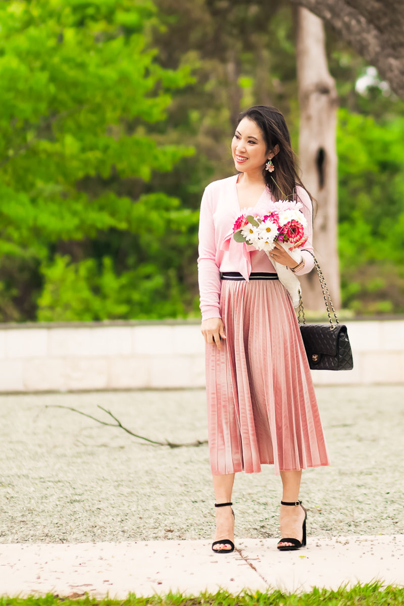 All Pink: How To Wear A Monochromatic Outfit