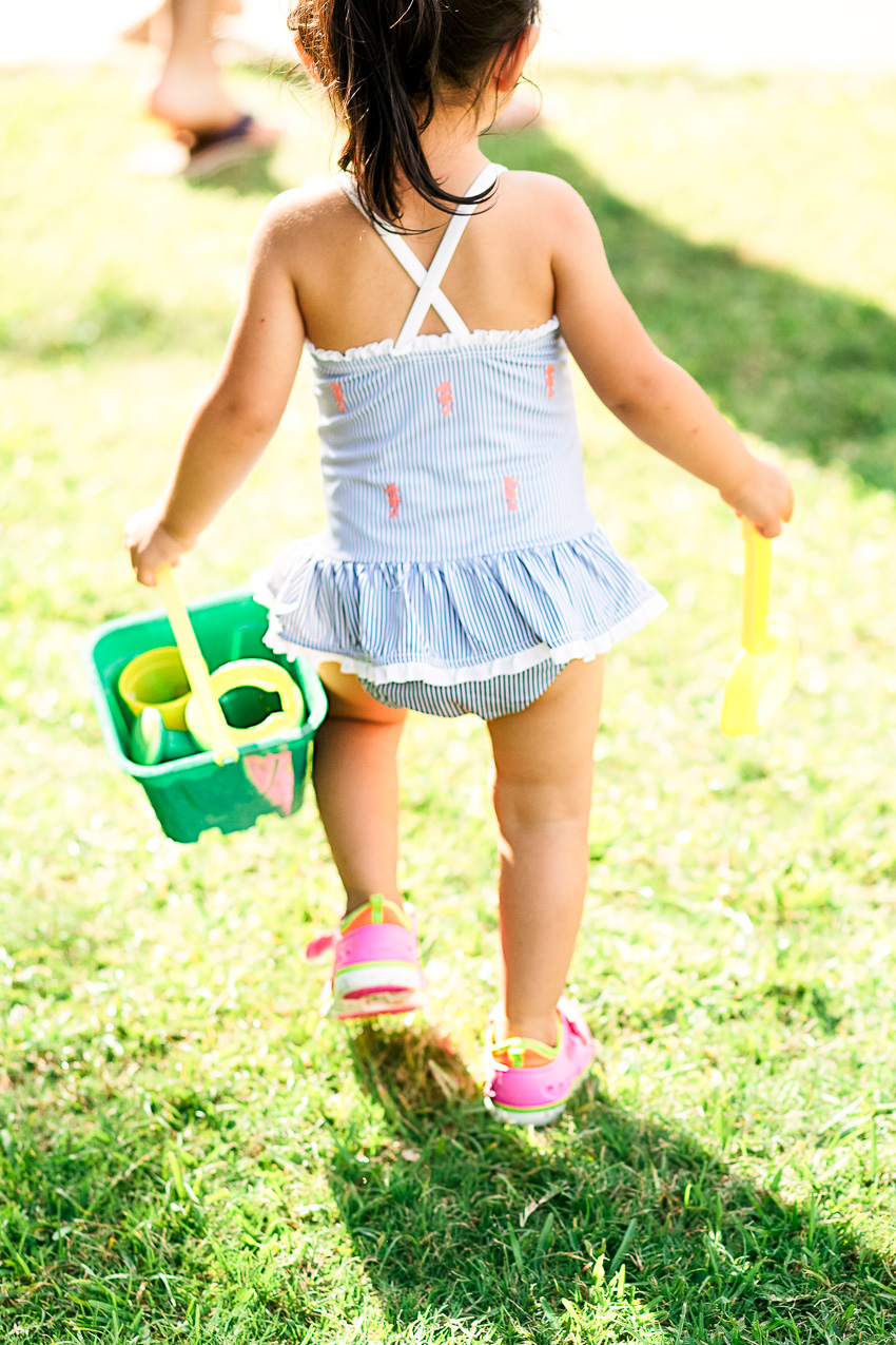 cute & little | dallas mom lifestyle blog | toddler stride rite phibian shoes review