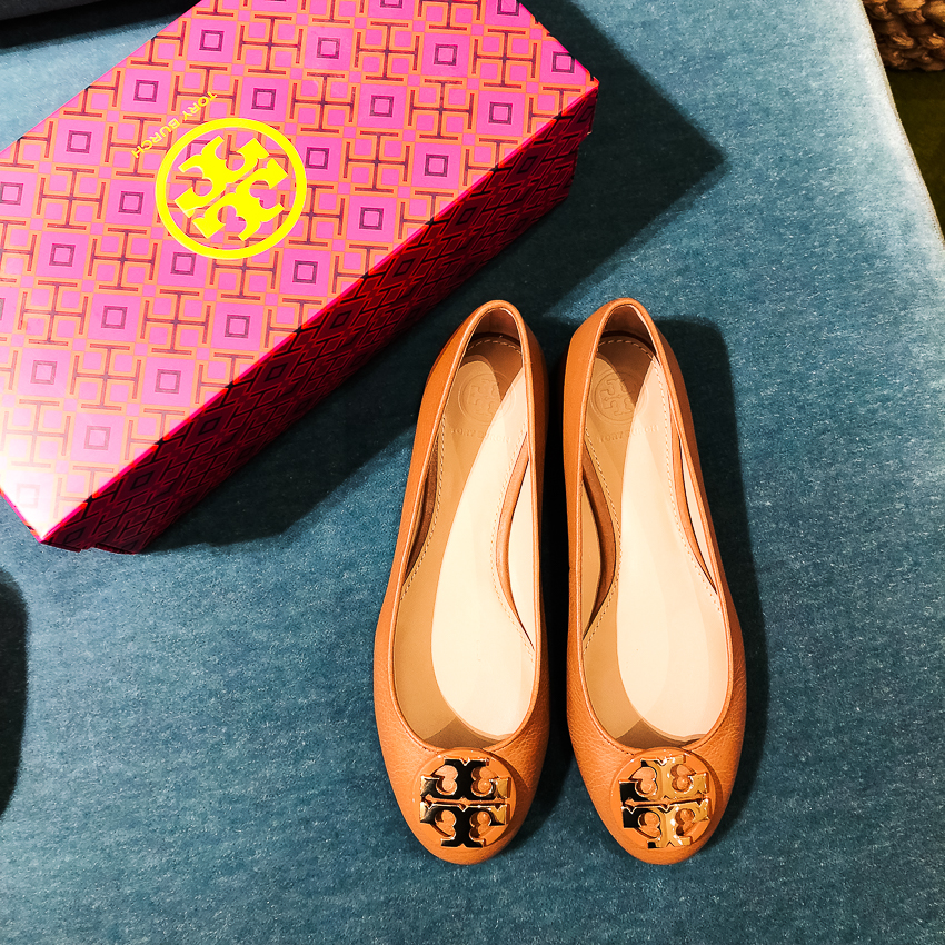 holiday gift idea for her | tory burch ballet flats | allen premium outlets review - Shop Allen Premium Outlets for Your Last Minute Gift Ideas by popular Dallas style blogger cute & little