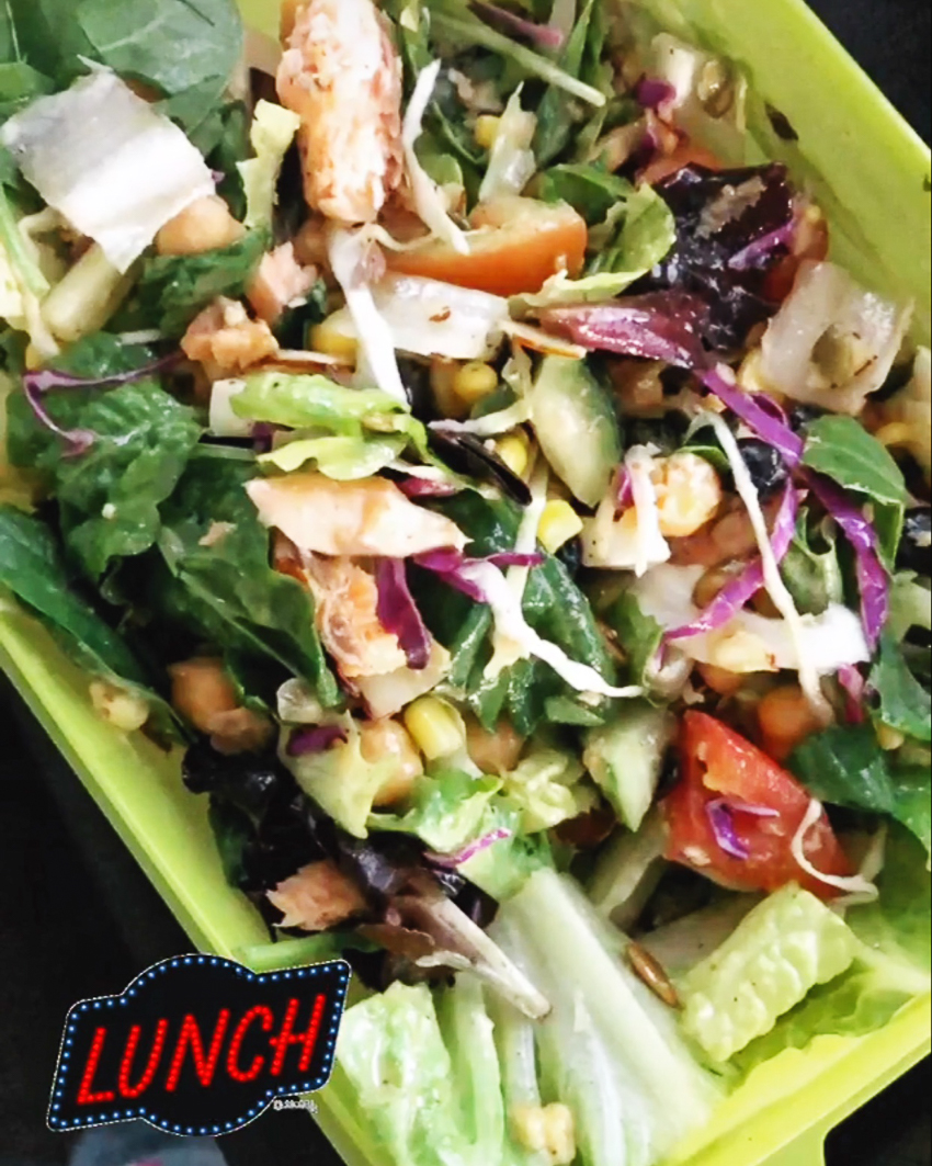 cute & little | dallas fitness lifestyle blog | salata salad lunch