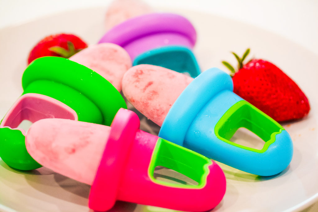 cute & little | dallas mom blog | summer kid pool parties | pool party finger foods | homemade healthy toddler strawberry popsicles - My Favorite Finger Pool Party Foods with Bubbies mochi ice cream featured by popular Dallas lifestyle blogger, Cute & Little
