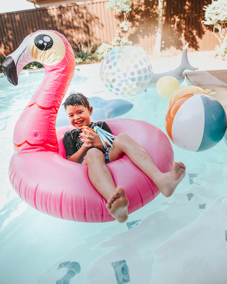 cute & little | dallas fashion mom blog | 5 essentials pool day with kids